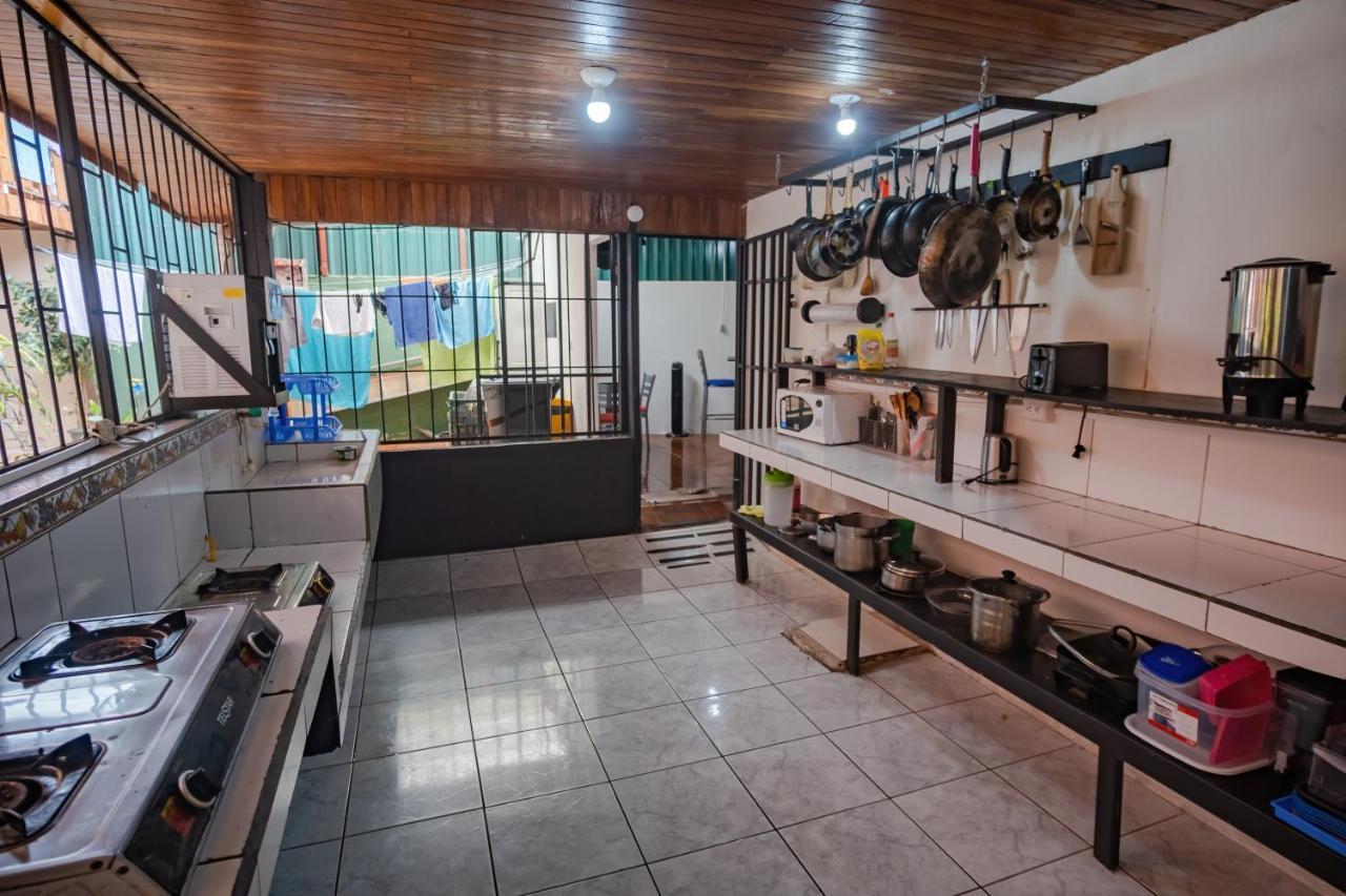 Rio Danta Hostel La Fortuna Екстер'єр фото