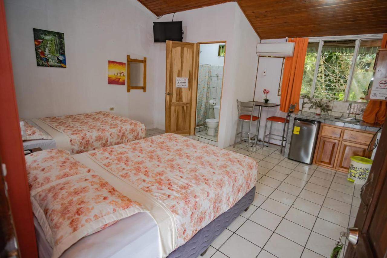 Rio Danta Hostel La Fortuna Екстер'єр фото