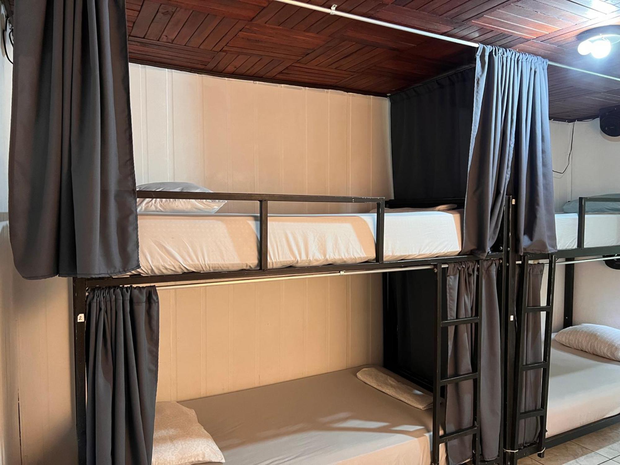 Rio Danta Hostel La Fortuna Екстер'єр фото