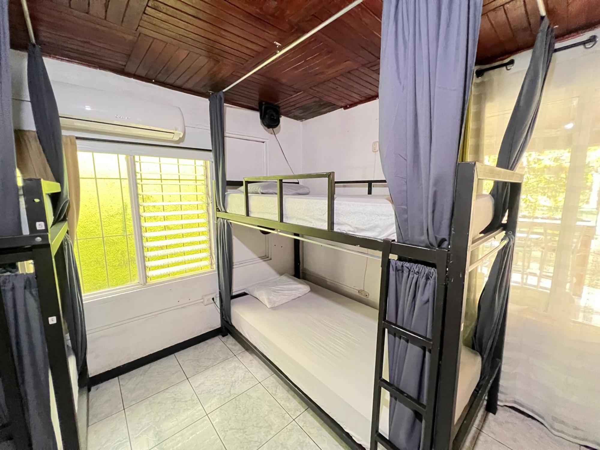 Rio Danta Hostel La Fortuna Екстер'єр фото