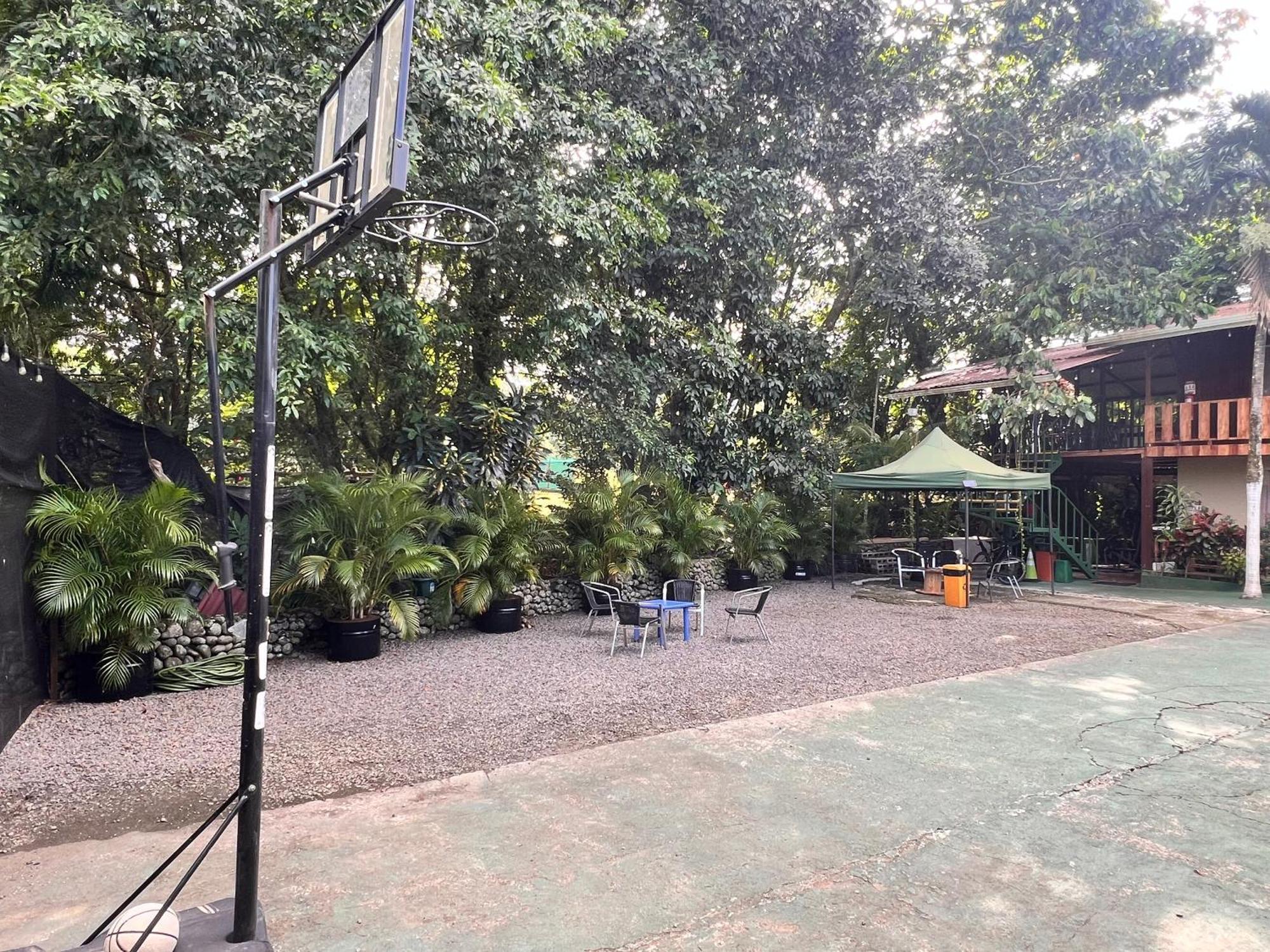 Rio Danta Hostel La Fortuna Екстер'єр фото