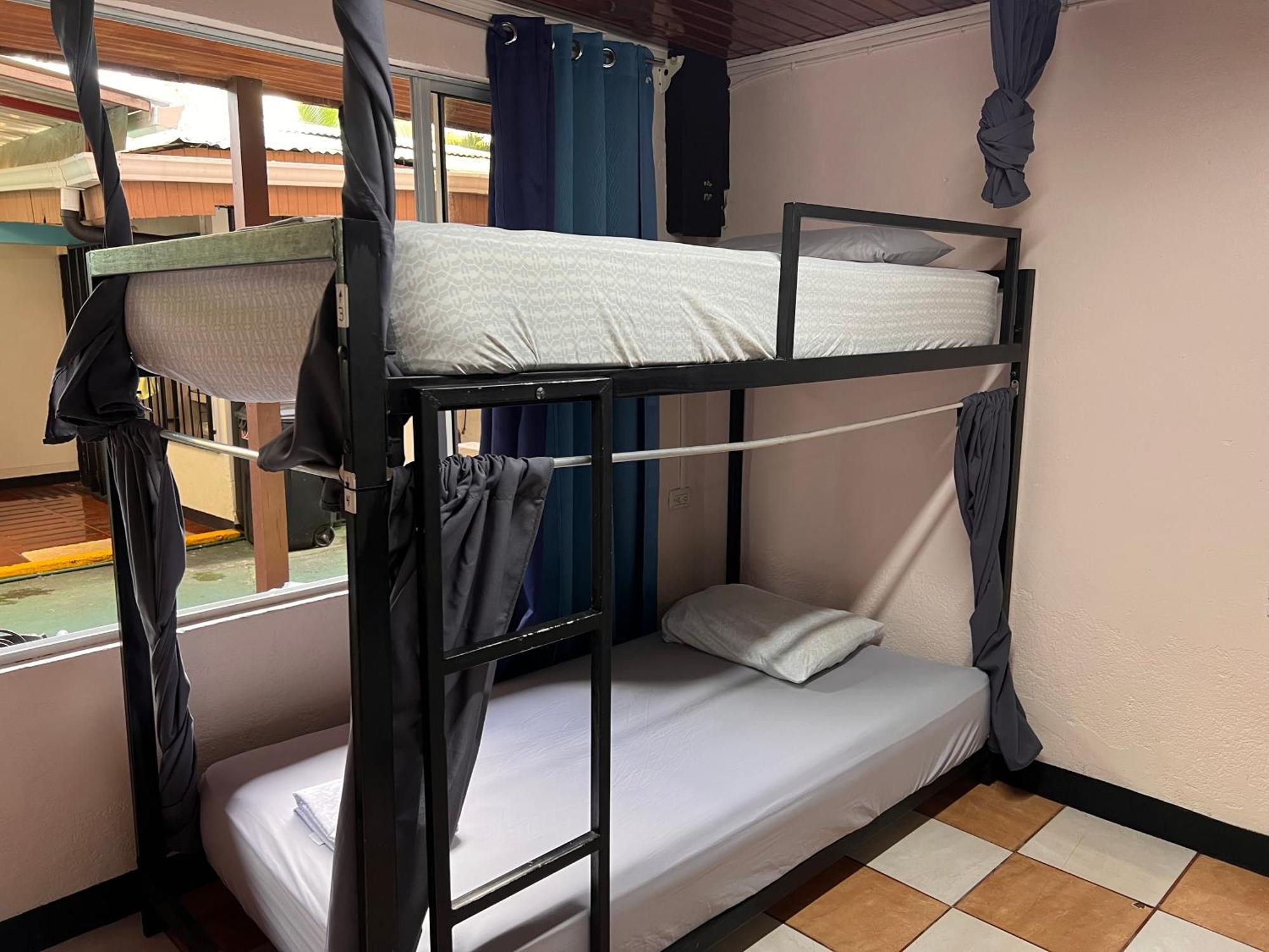 Rio Danta Hostel La Fortuna Екстер'єр фото