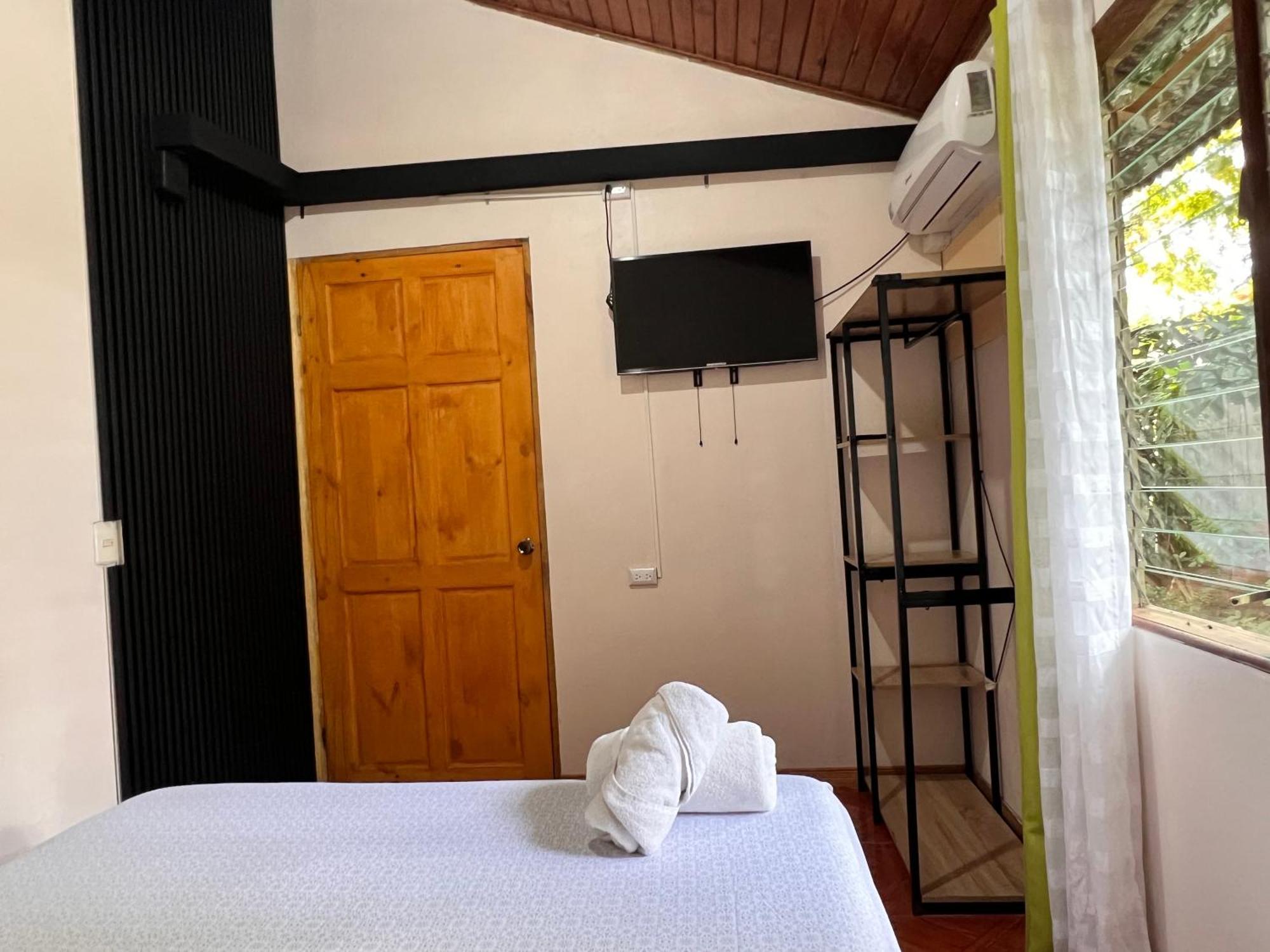 Rio Danta Hostel La Fortuna Екстер'єр фото