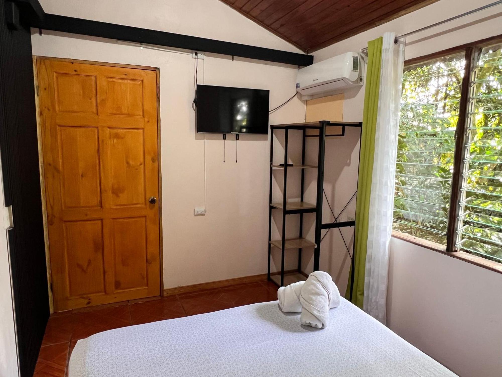Rio Danta Hostel La Fortuna Екстер'єр фото
