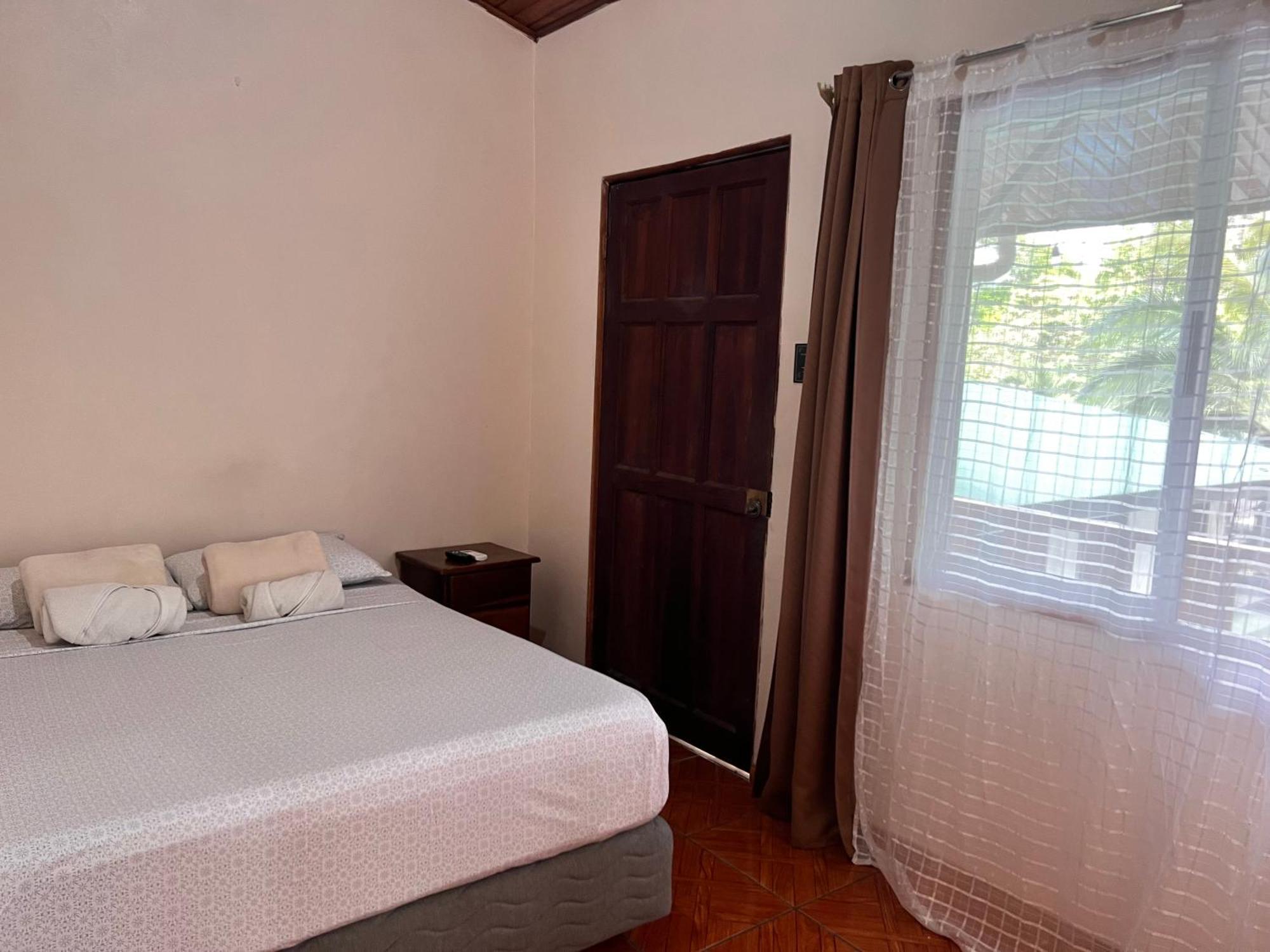 Rio Danta Hostel La Fortuna Екстер'єр фото